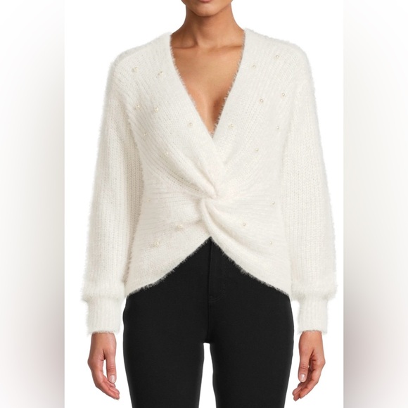 No Boundaries Sweaters - NWT No Boundaries White V-Neck Twist Sweater faux pearls